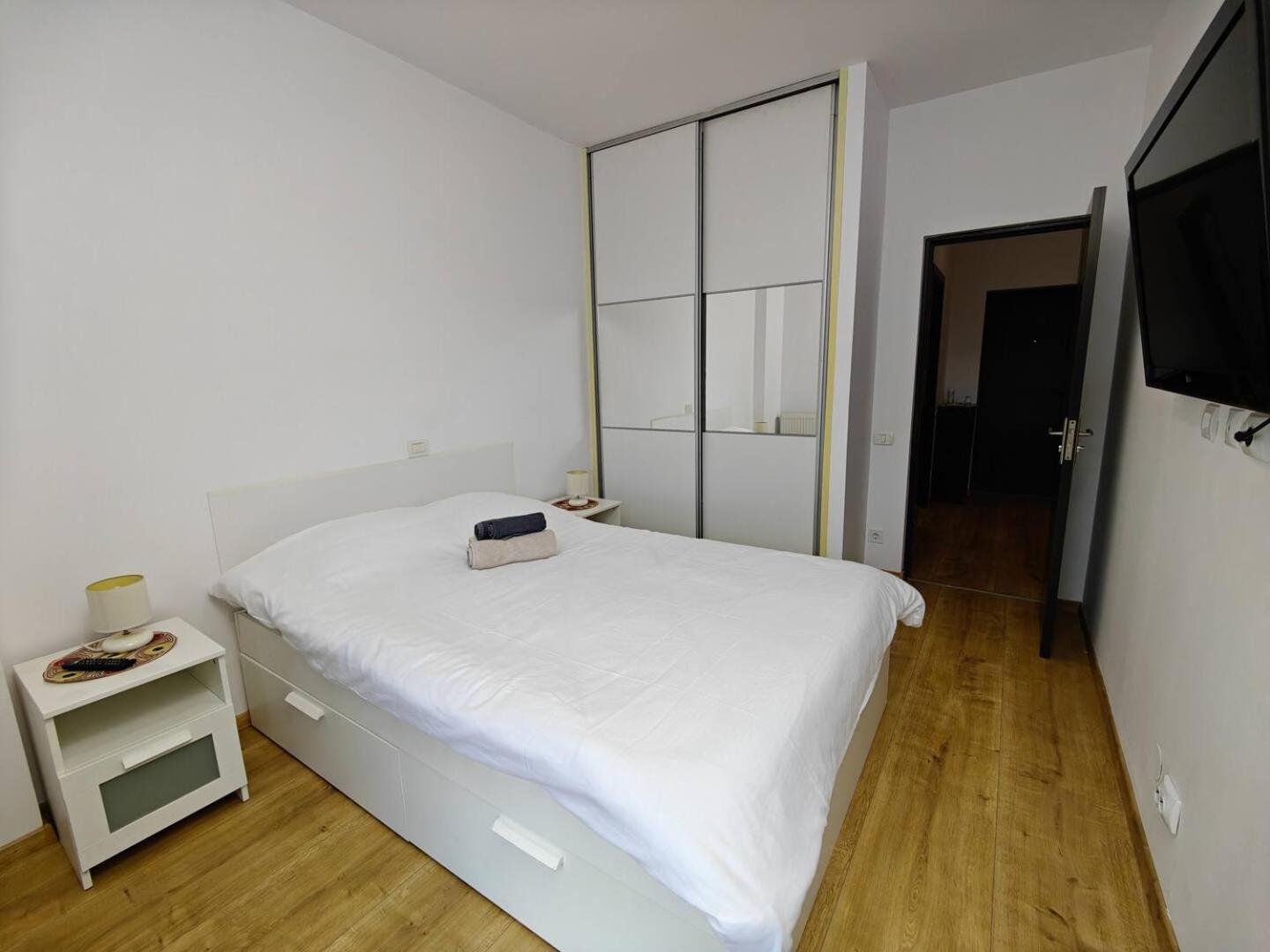 Park Lake Near Iulius Mall, Wi-Fi, Walk-In Showe Cluj-Napoca Luaran gambar